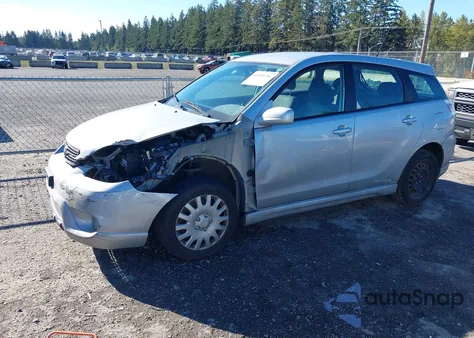 2005 Toyota Matrix Xr z USA, uszkodzony, nr VIN 2T1LR30EX5C492632